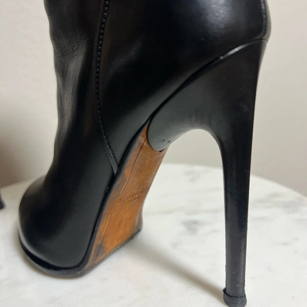 Givenchy Shark Booties - Picture 5 of 9